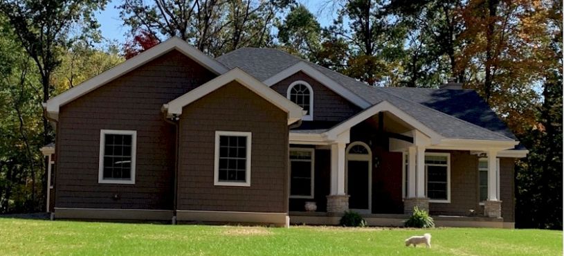 Uzarski-Banner-front-view-815x370