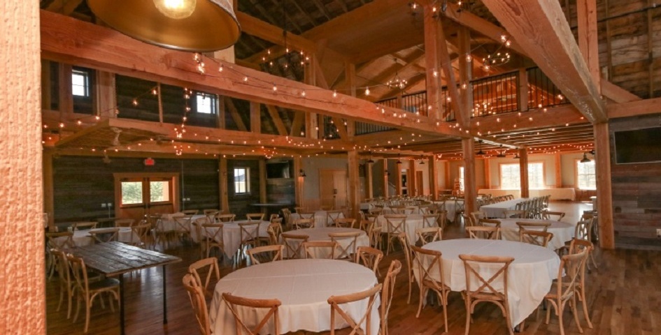 Gathered-Oaks-1_web Gathered-Oaks-1_web